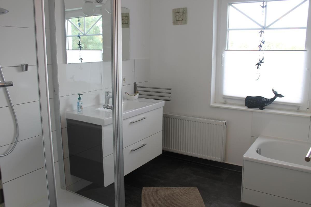 Ferienhaus De Niege Leive บอร์น ภายนอก รูปภาพ